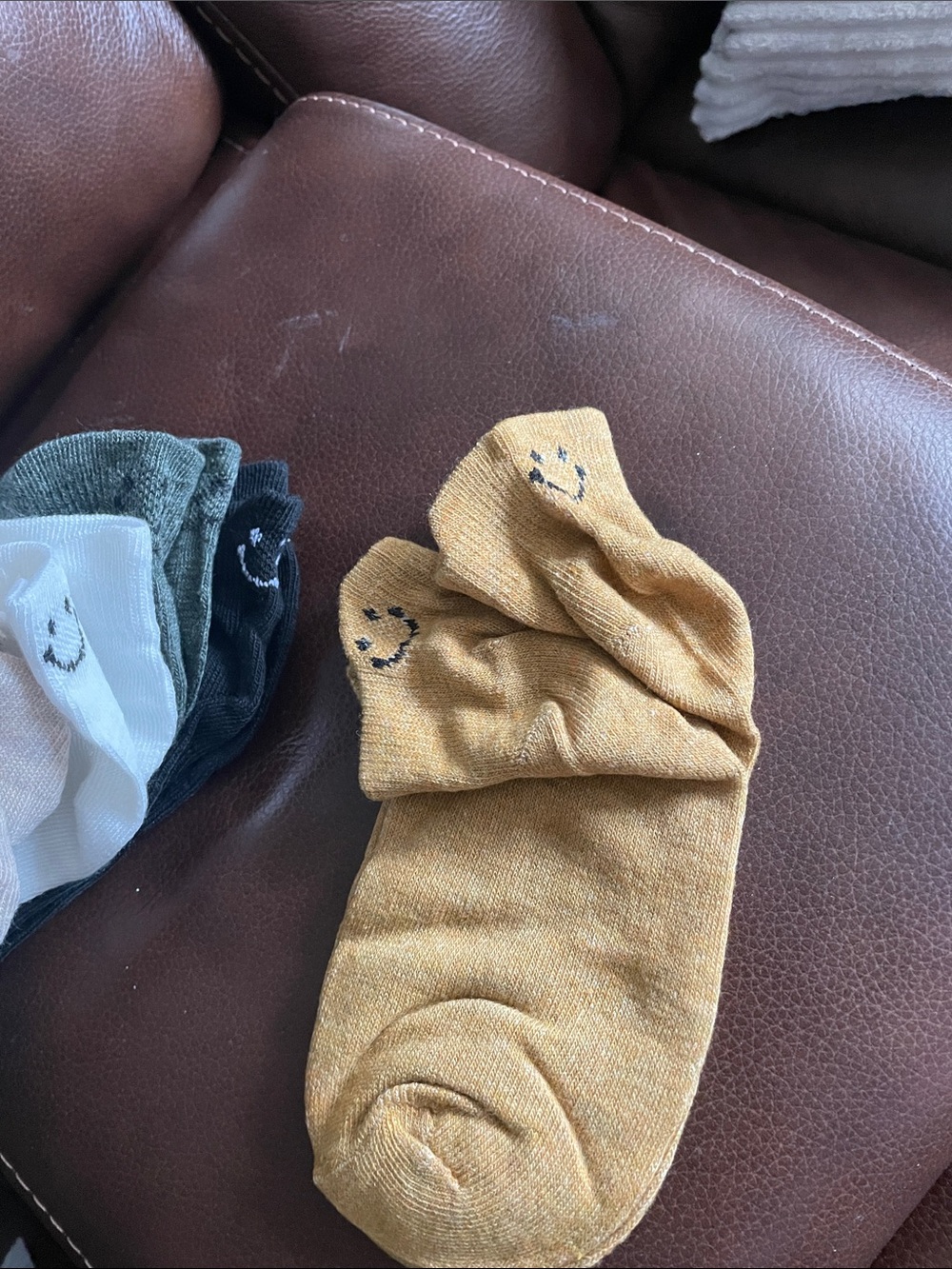 New Unbranded Smiley Low-Cut Socks bundle Packable Comfort